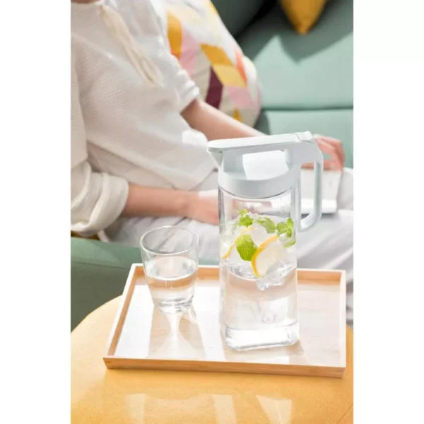 Water Jar Plastic Pitcher with Locking Lid